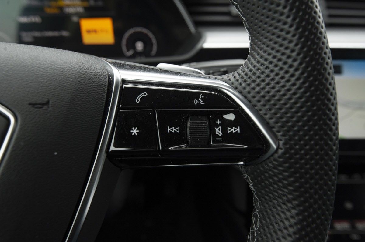 2022 Audi e-tron