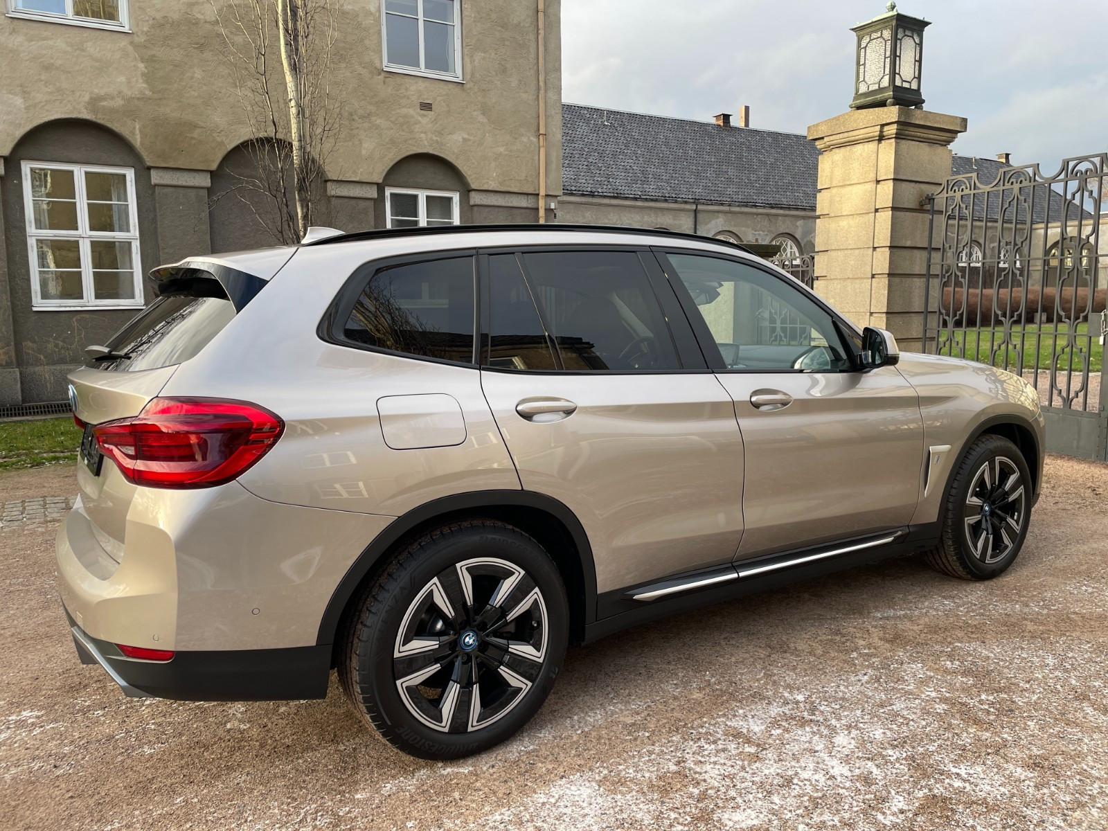 2021 BMW iX3