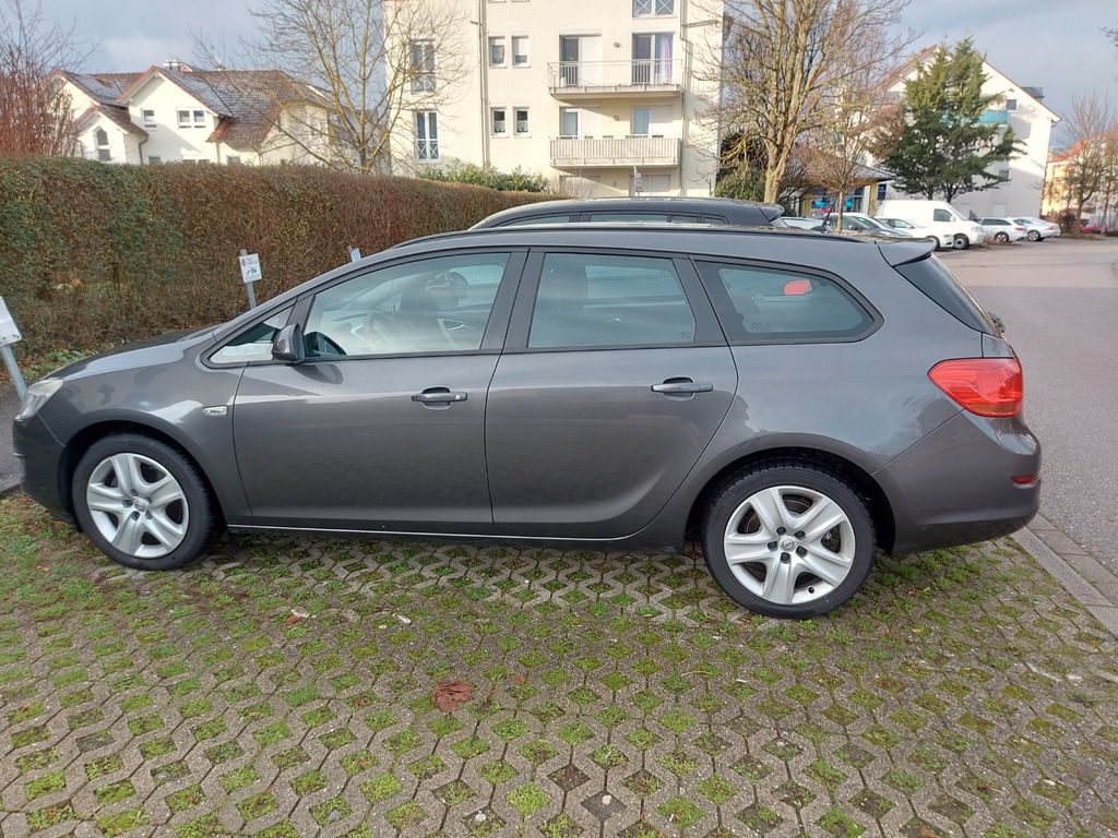 2011 Opel Astra
