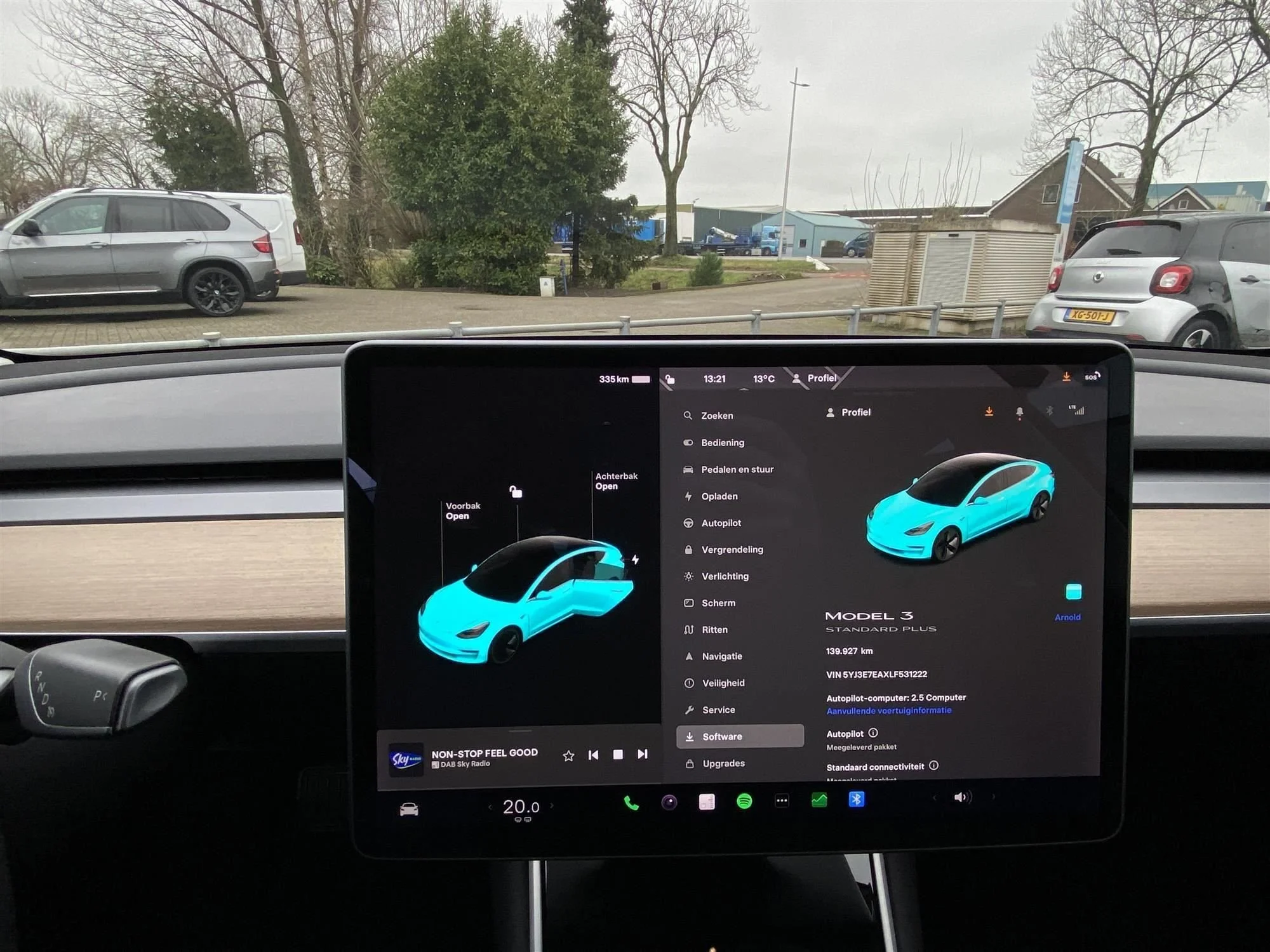 Tesla Model 3 60 kWh - Electric - Automatic - 238 hp - 139.927 km