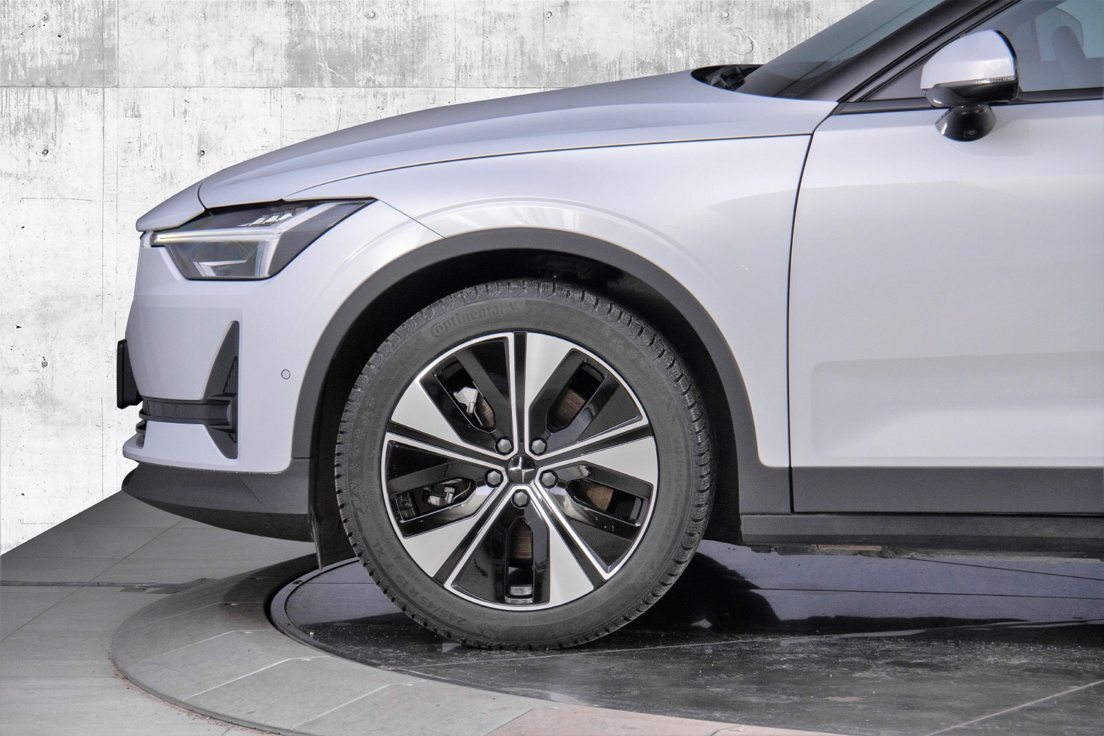 2022 Polestar 2