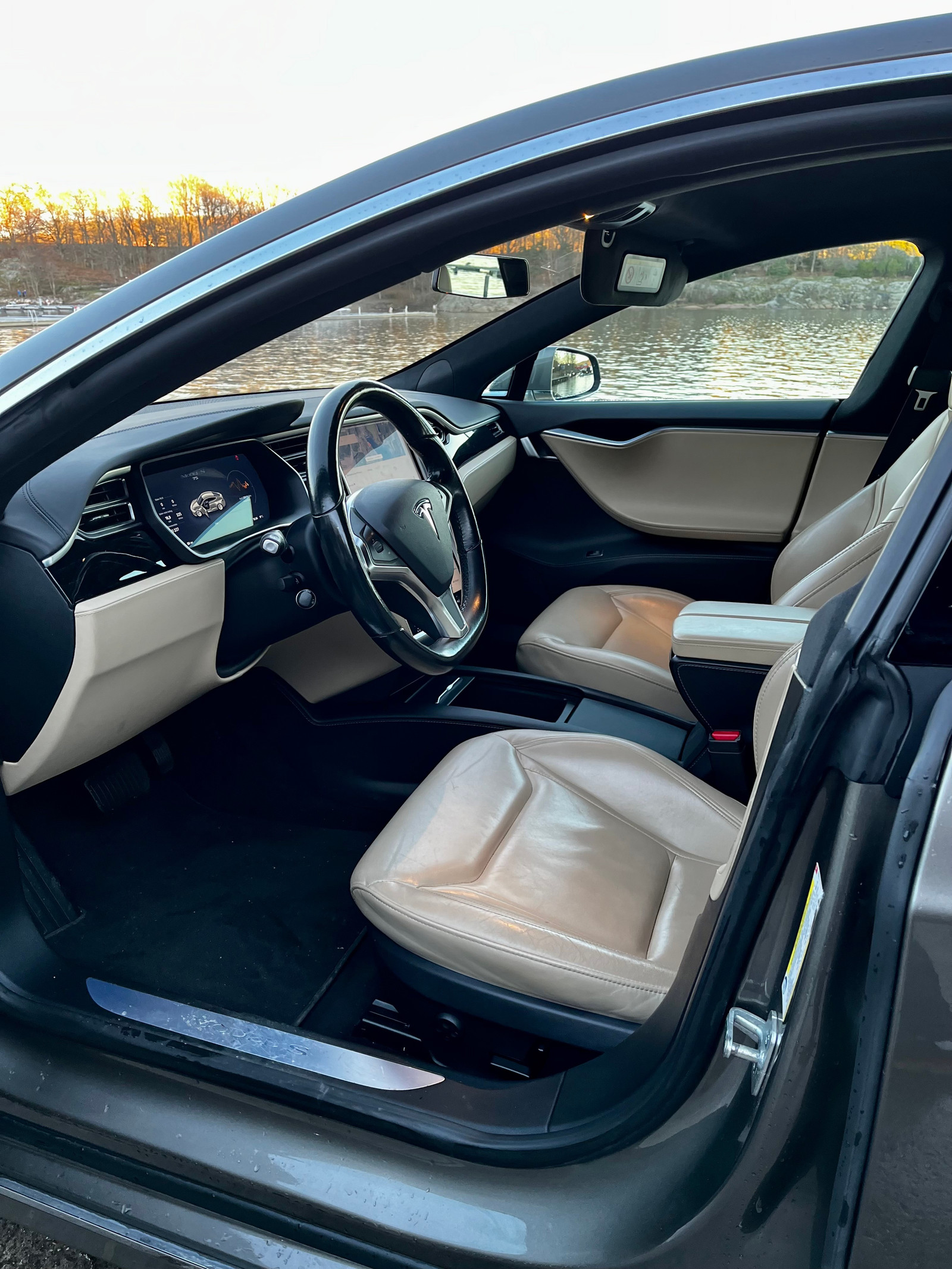 2016 Tesla Model S