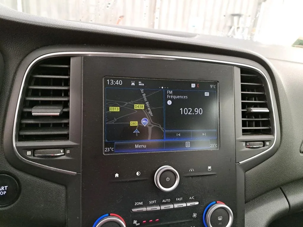 Renault Megane Grandtour 1.5 DCI Business - Дизельное топливо - Автоматическое - 110 hp - 136.097 km
