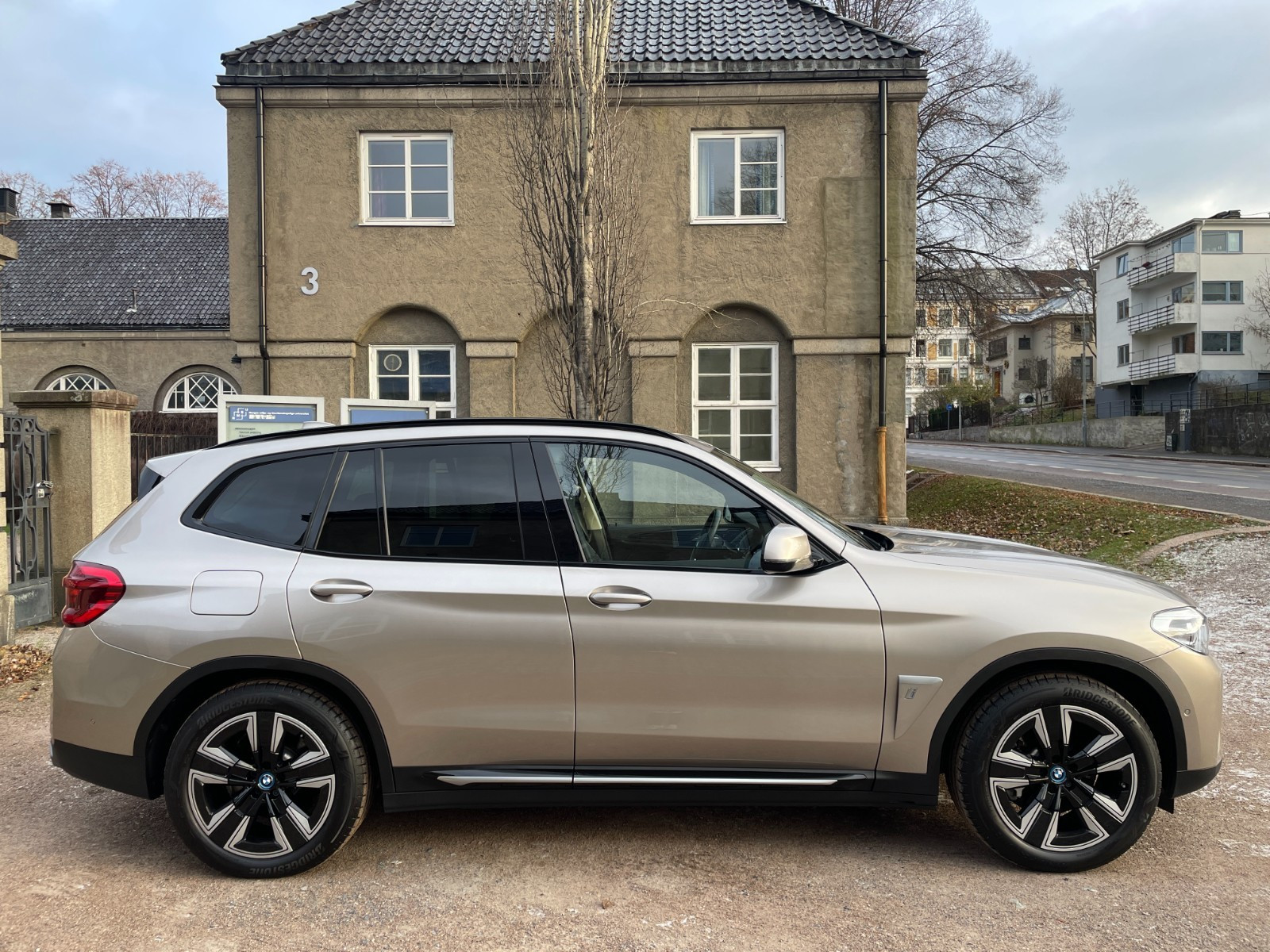 2021 BMW iX3