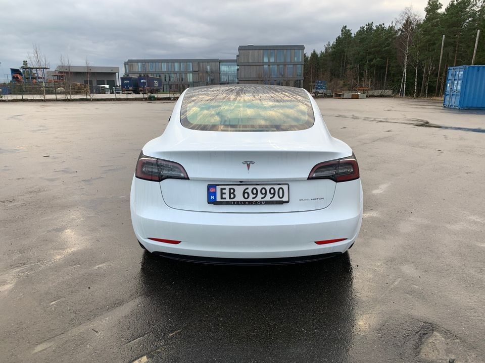 2020 Tesla Model 3