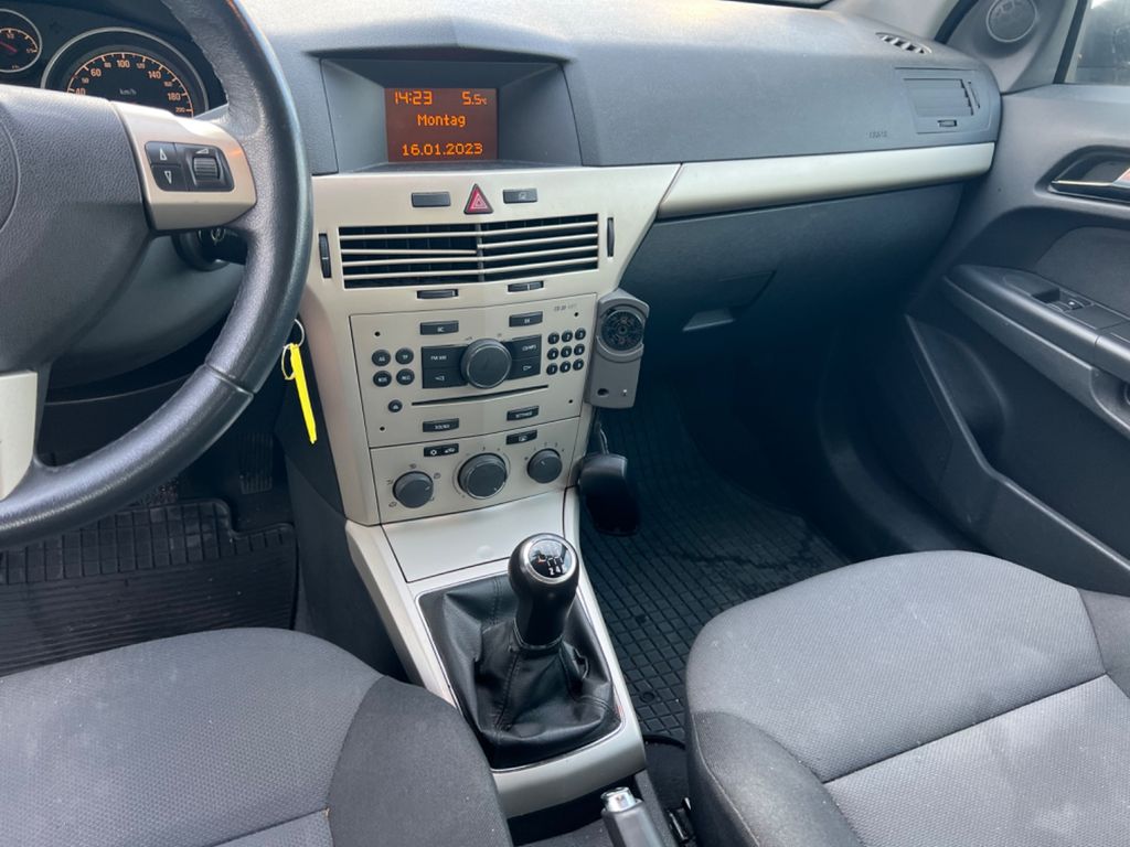 2008 Opel Astra