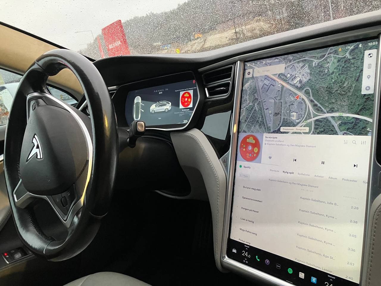 2014 Tesla Model S