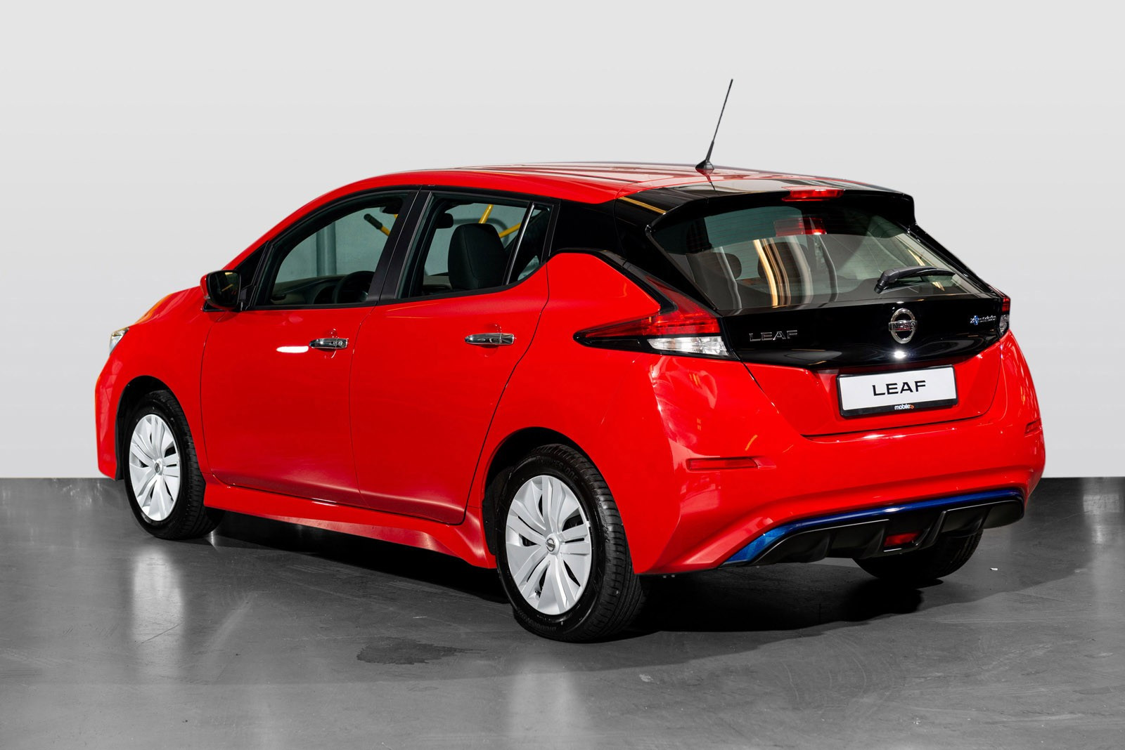 2023 Nissan Leaf
