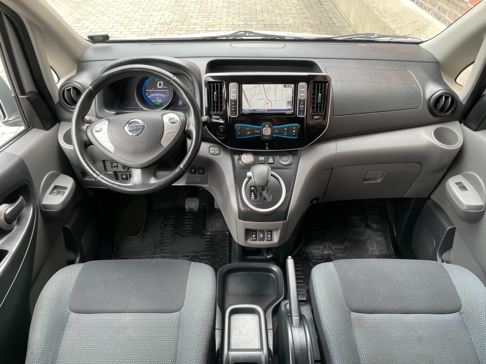 2017 Nissan e-NV