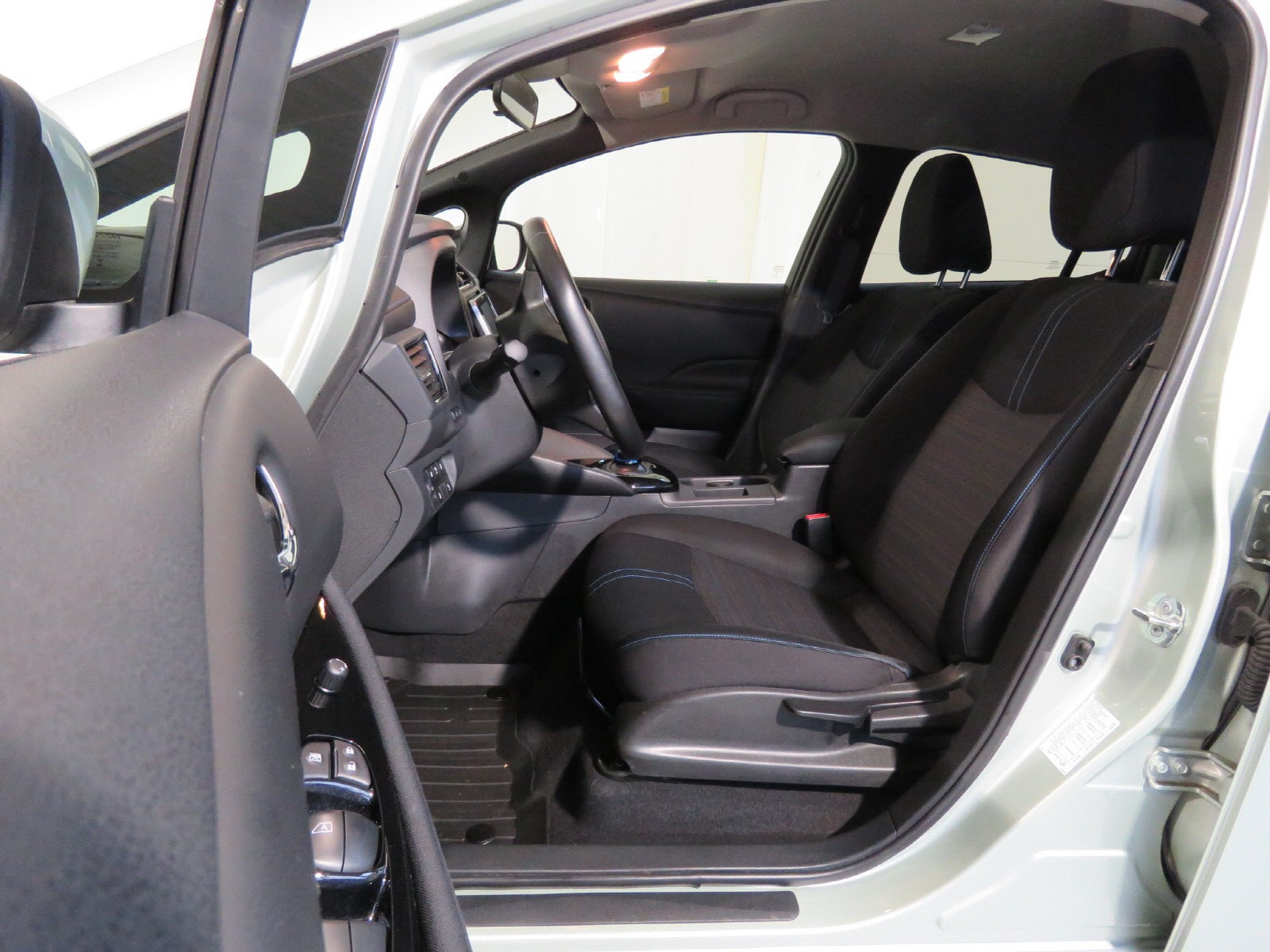 2020 Nissan Leaf