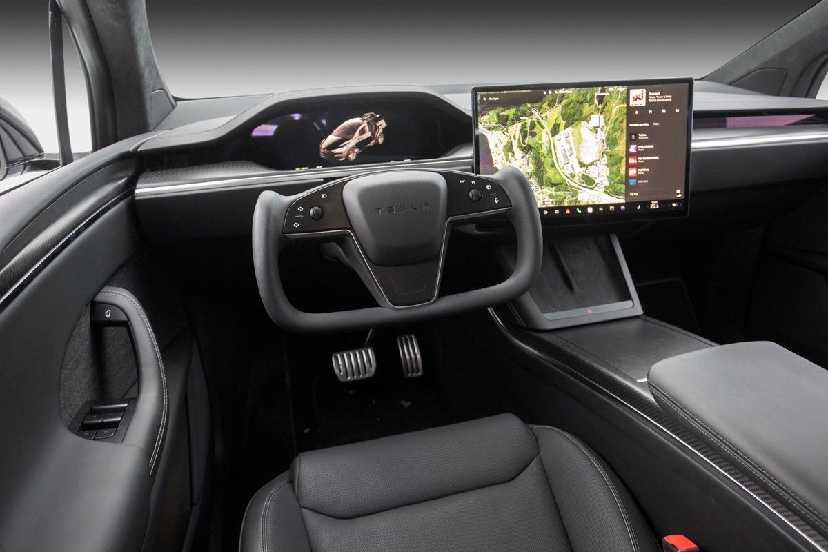 2022 Tesla Model X PLAID