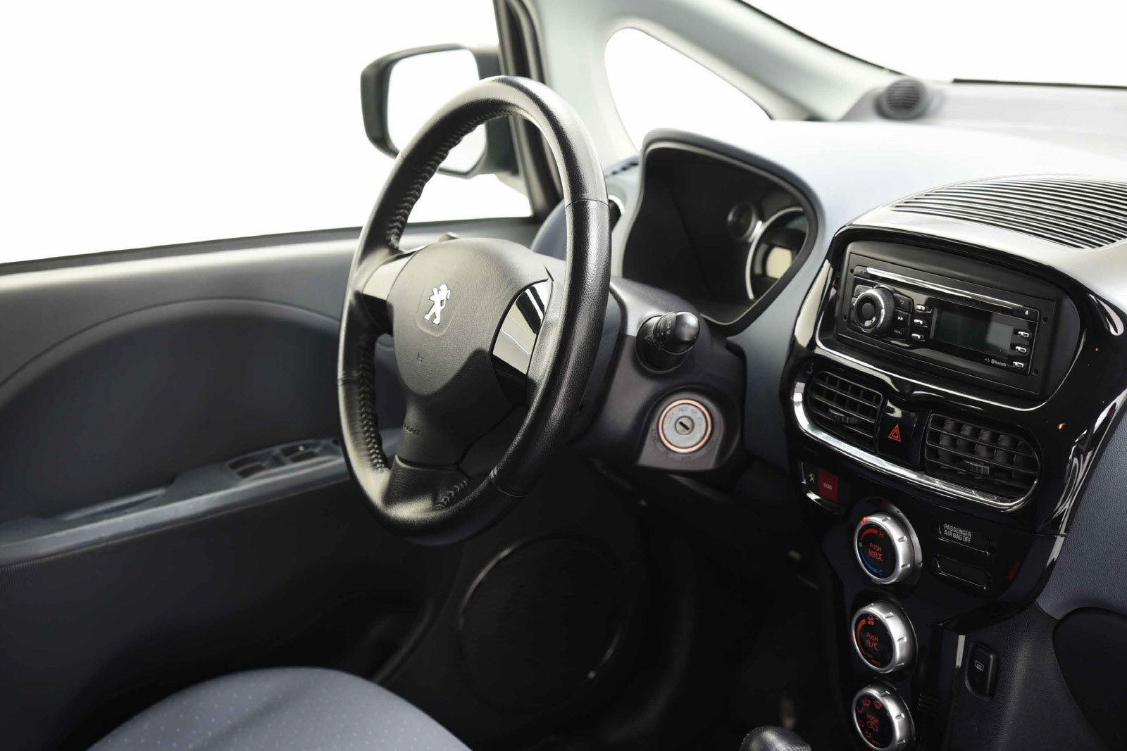 2015 Peugeot iOn