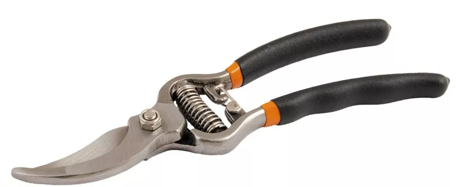 Секатор садовый 200 мм с обрезиненными ручками, лезвие С45 MASTER TOOL (14-6117) Секатор садовый 200 мм с обрезиненными ручками, лезвие С45 MASTER TOOL (14-6117)