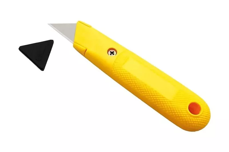 17-0300 Нож трапеция пластиковый