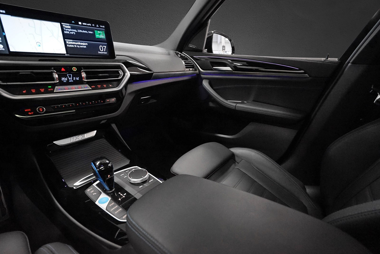 2022 BMW iX3