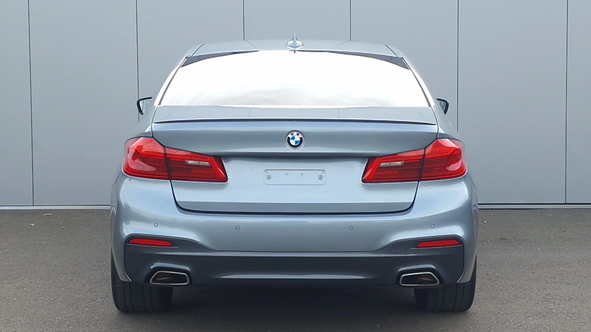 BMW 5 Series 518d M sport - Diesel - Automatic - 136 hp - 128.784 km