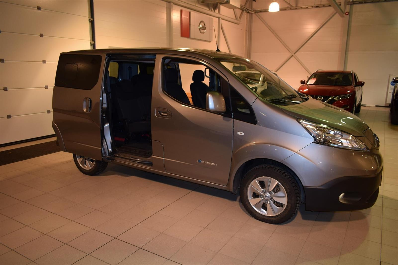 2019 Nissan e-NV