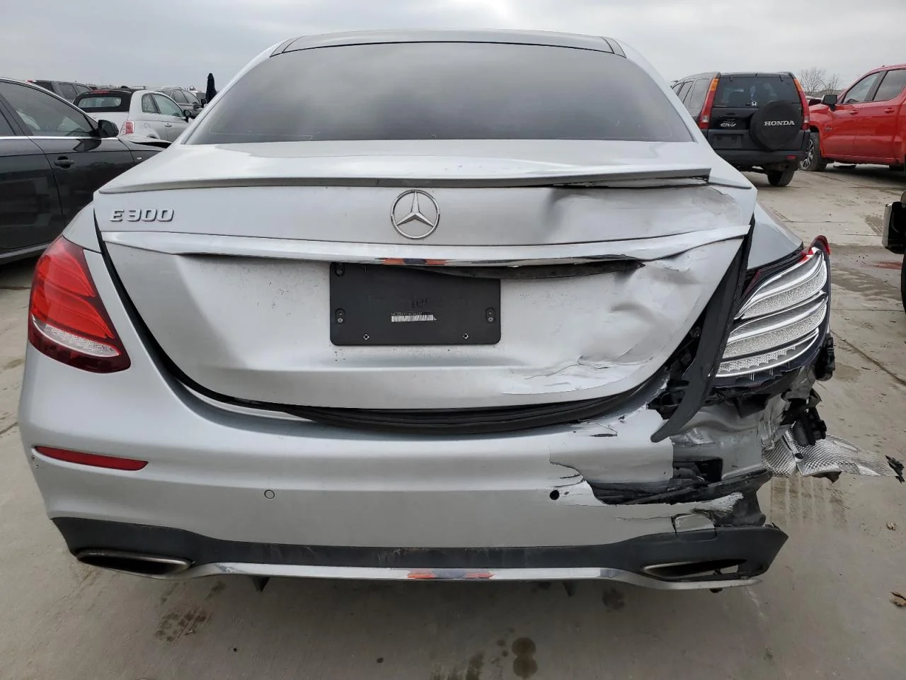 MERCEDES-BENZ E 300 2017