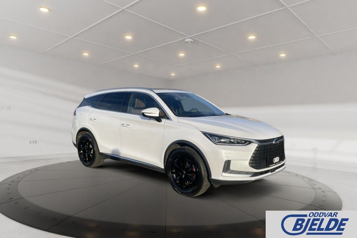 2021 BYD Tang
