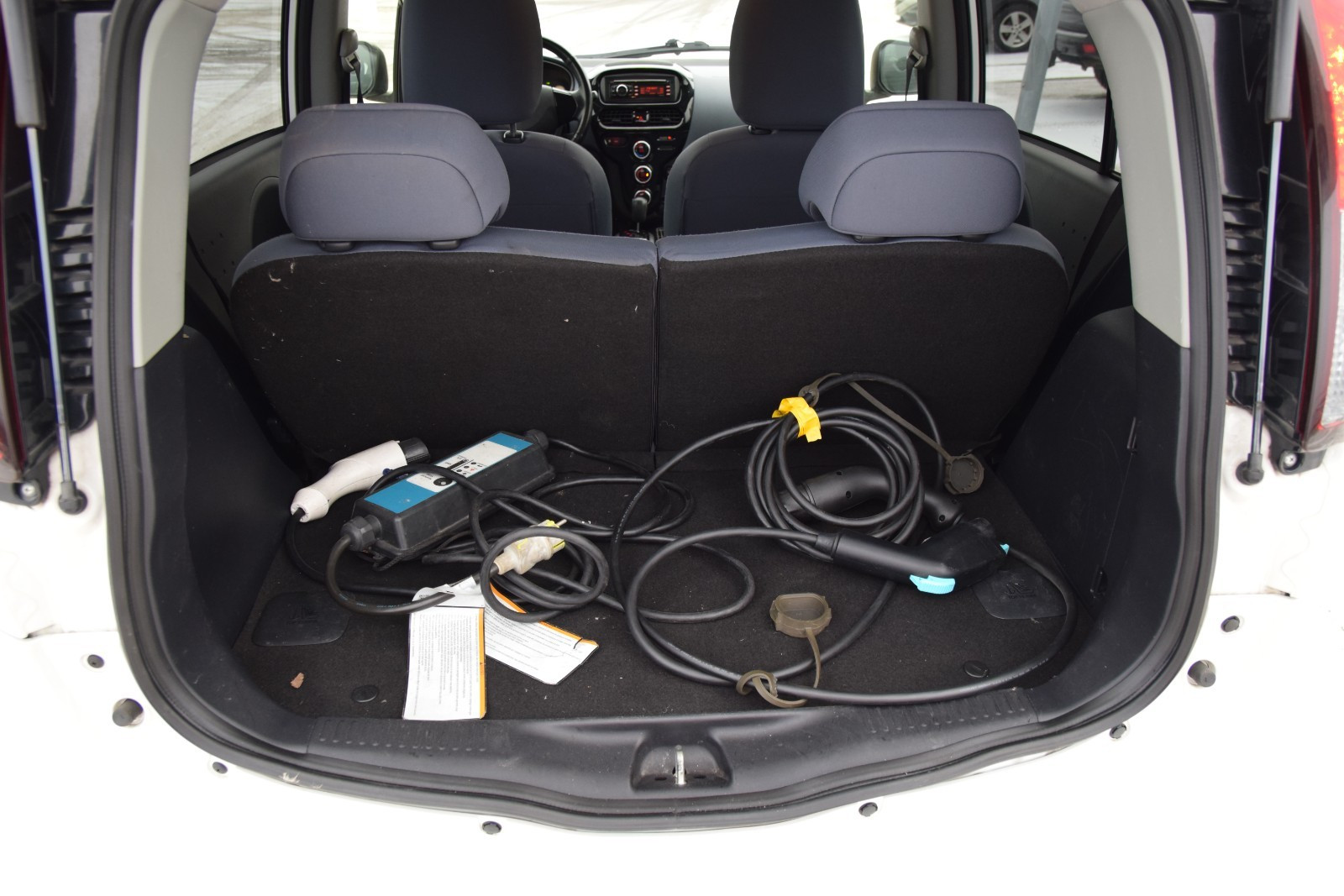 2015 Peugeot iOn