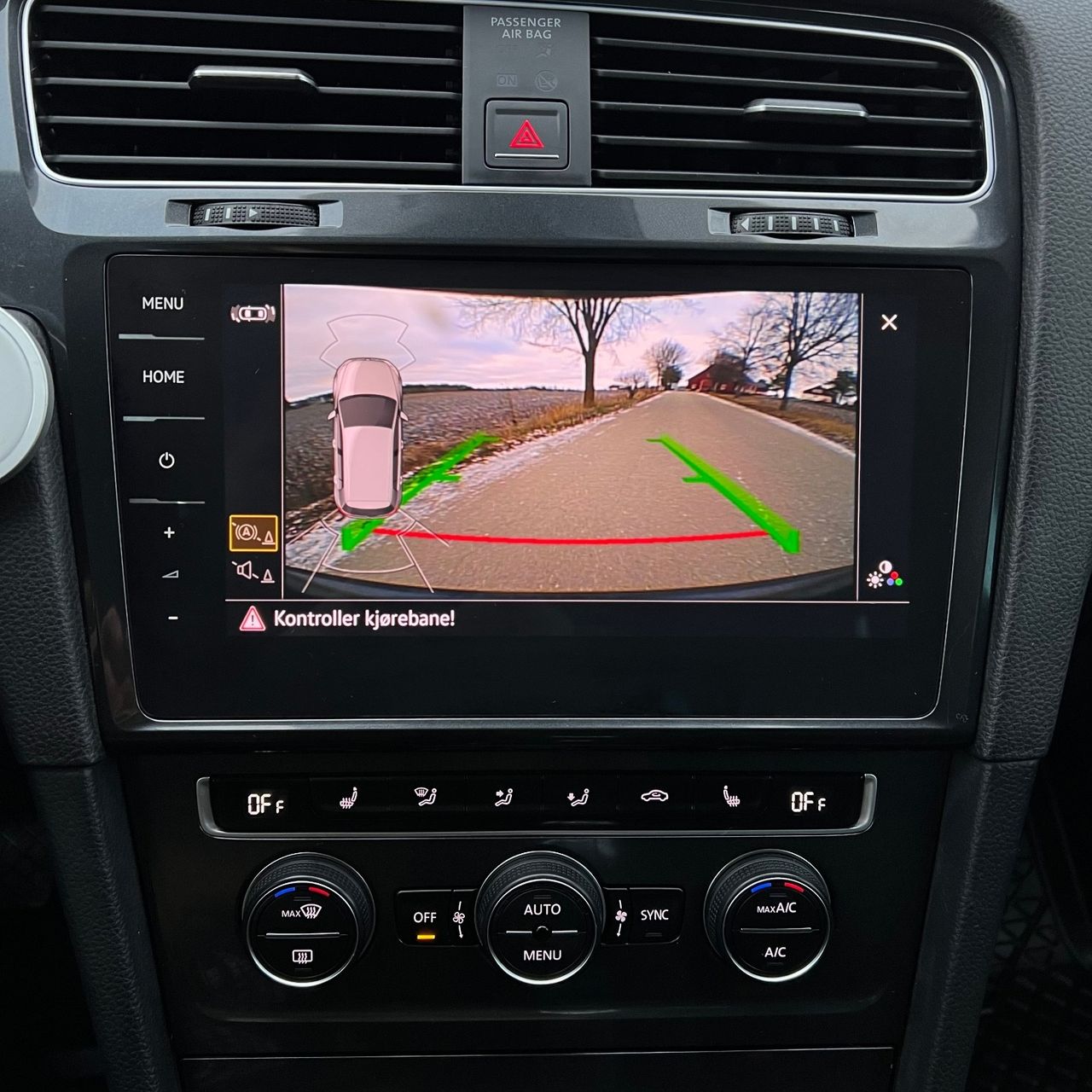 2017 Volkswagen e-Golf 35 kWh