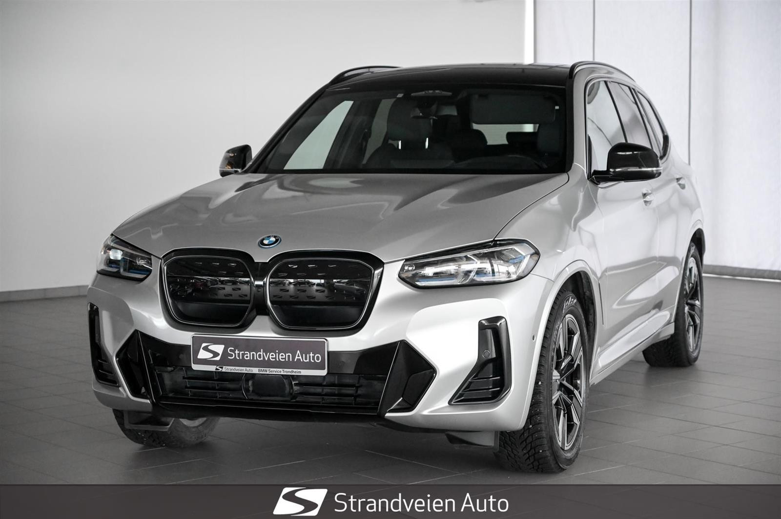 2022 BMW iX3