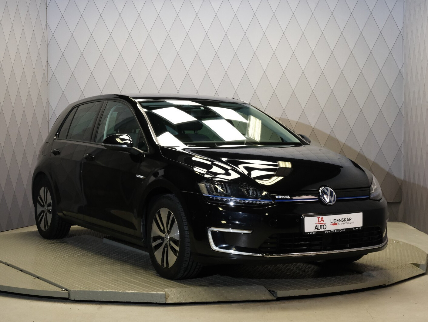 2015 Volkswagen e-Golf