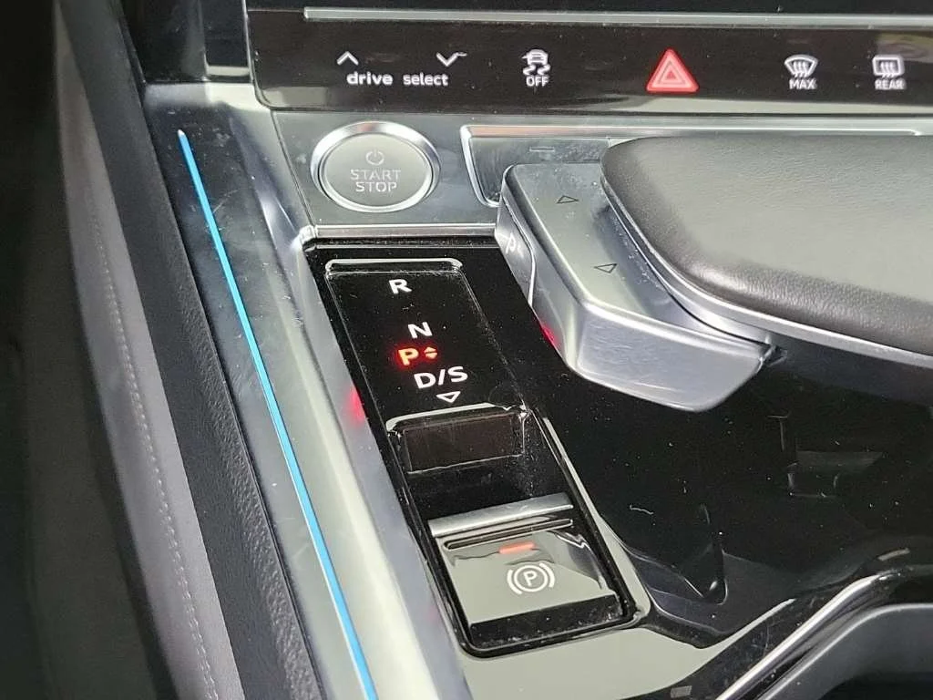 Audi E-Tron 55 Advanced - Quattro - Electric - Automatic - 408 hp - 117.483 km