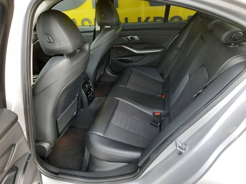 BMW 3 Series 320d - Дизельное топливо - Автоматическое - 190 hp - 39.845 km