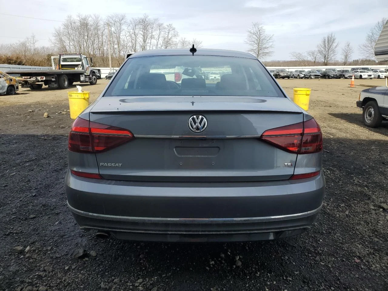 VOLKSWAGEN PASSAT R-LINE 2017