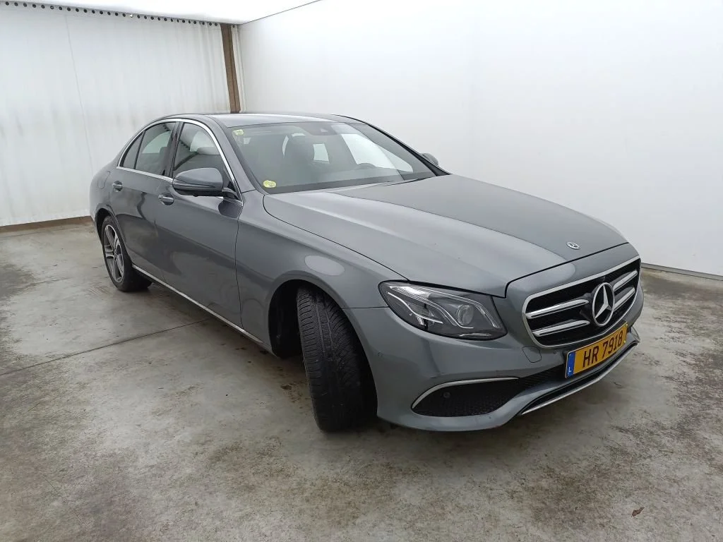 Mercedes-Benz E 220 - 4-Matic - Дизельное топливо - Автоматическое - 194 hp - 46.810 km