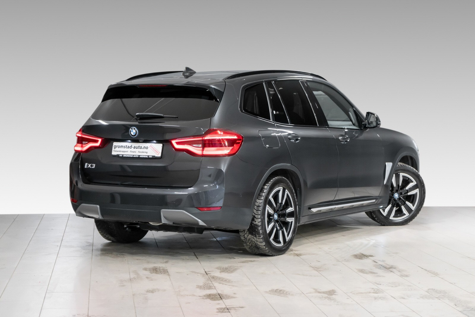 2021 BMW iX3