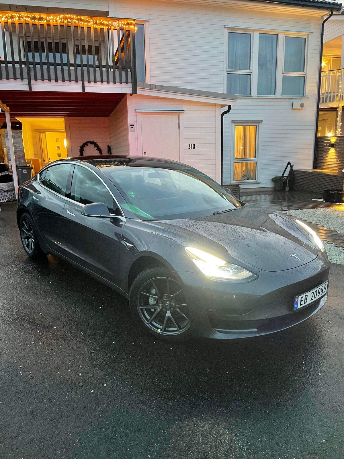 2020 Tesla Model 3