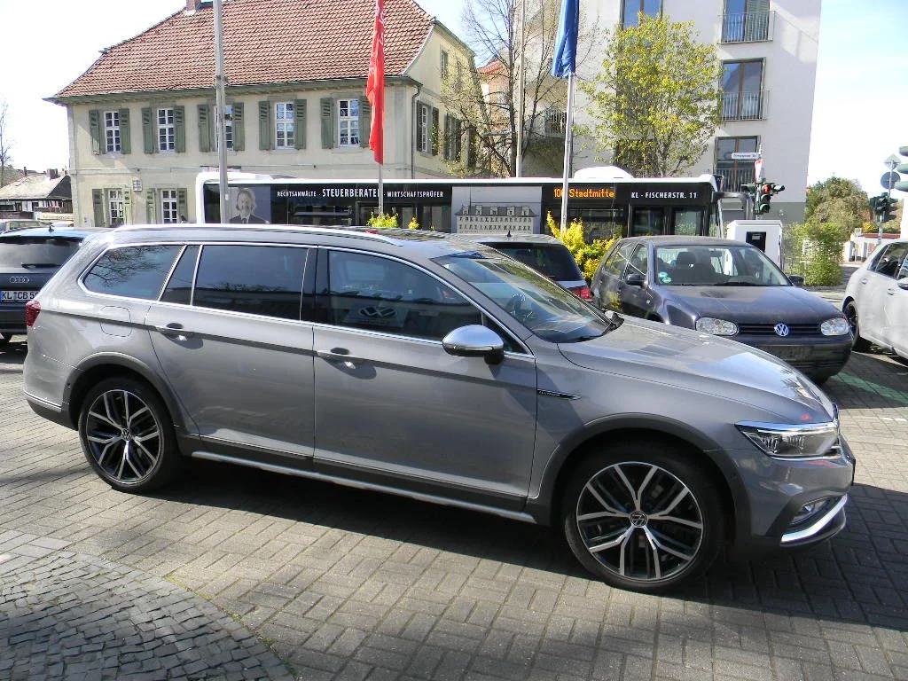 Volkswagen Passat Alltrack 2023