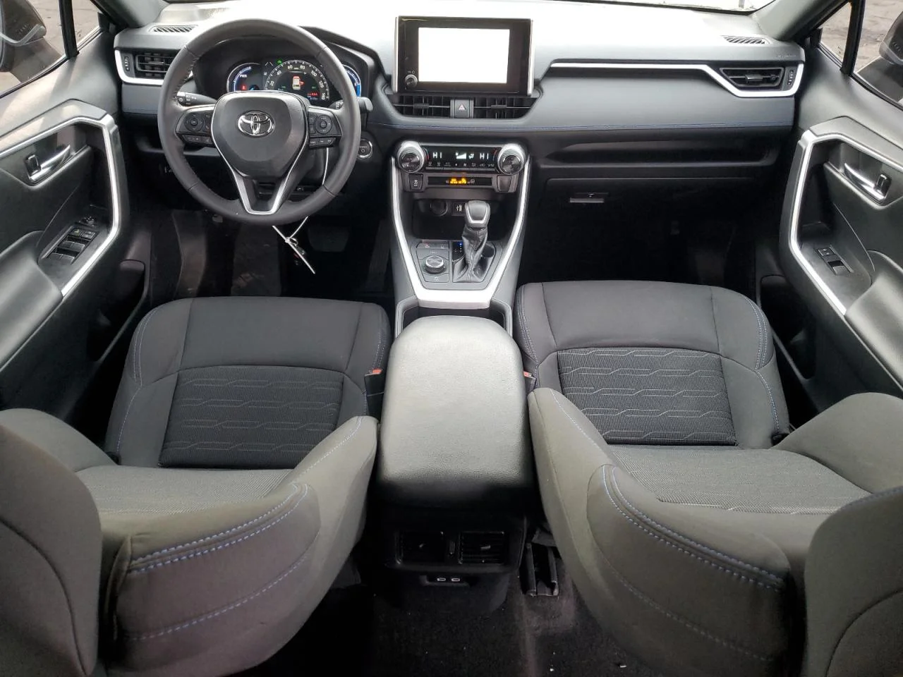 2024 TOYOTA RAV4 SE