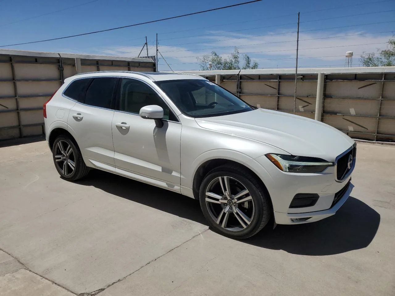 2021 VOLVO XC60 T5 MOMENTUM