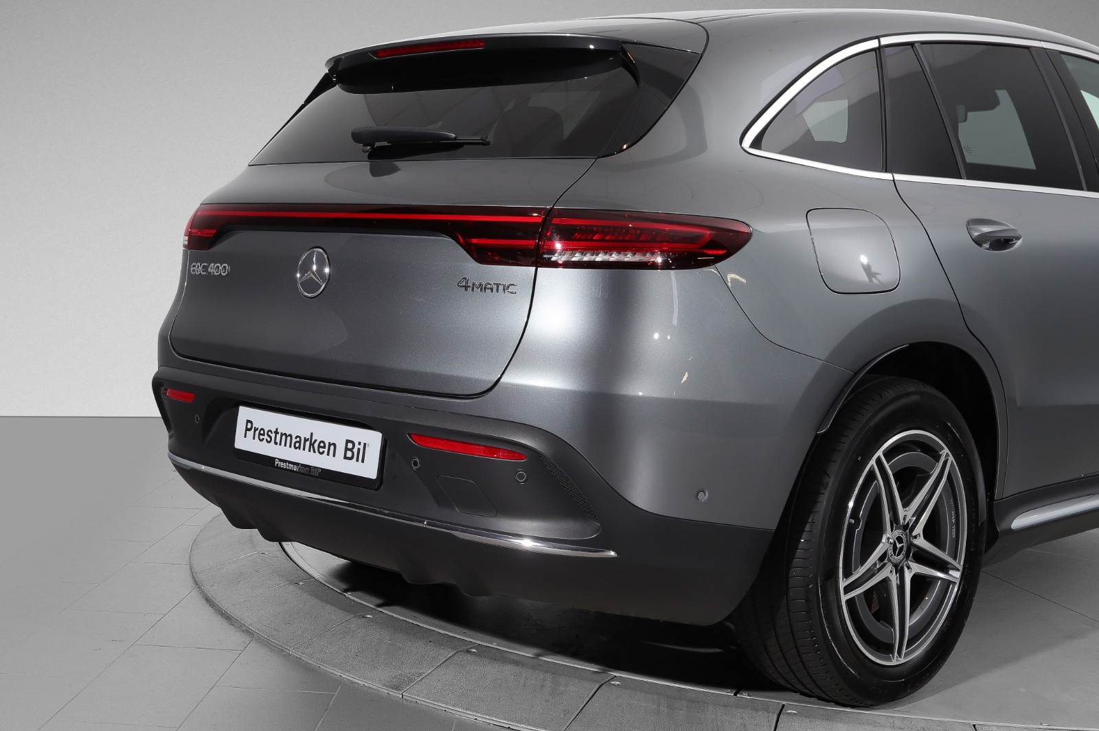 2022 Mercedes-Benz EQC