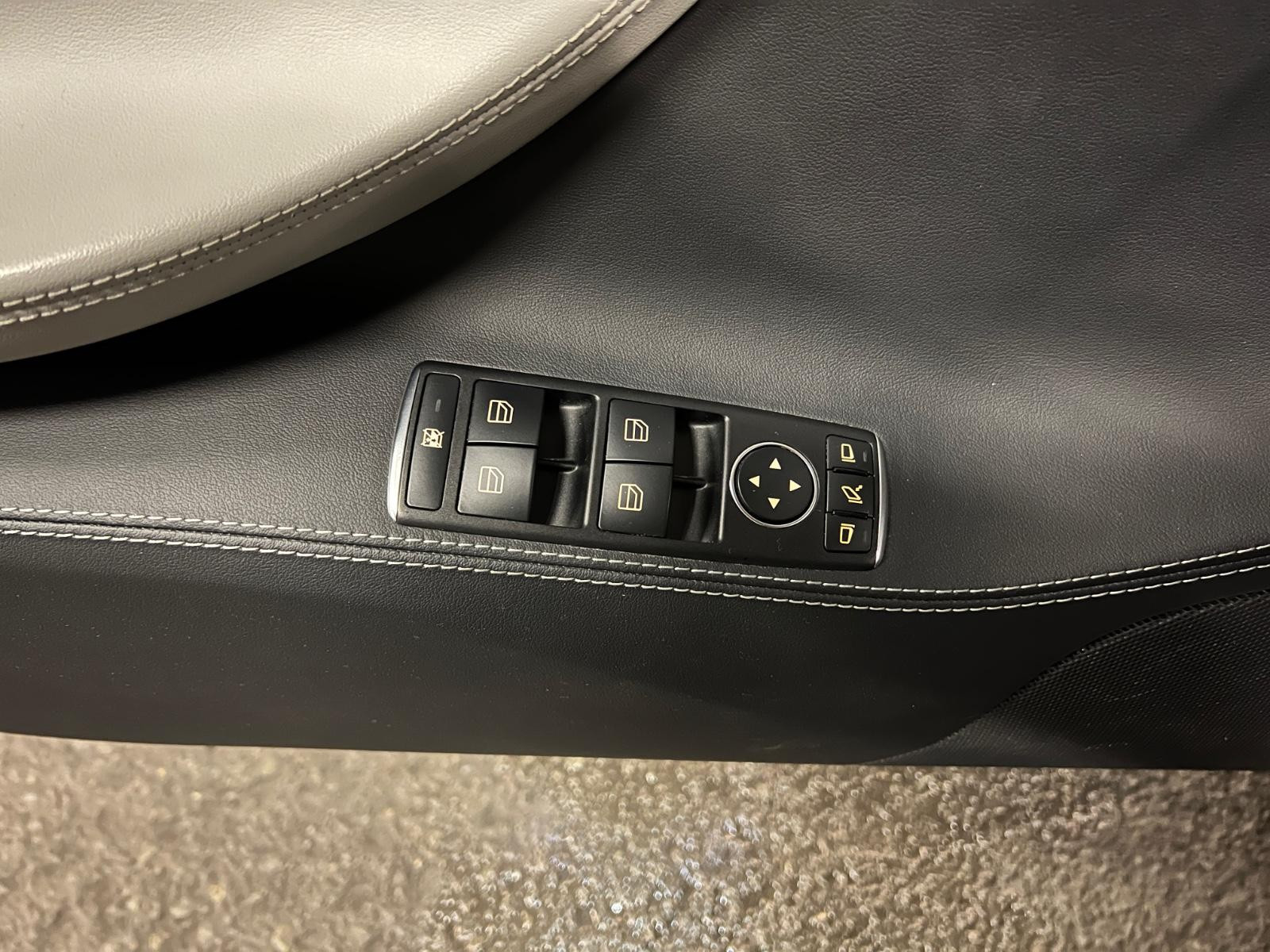 2014 Tesla Model S