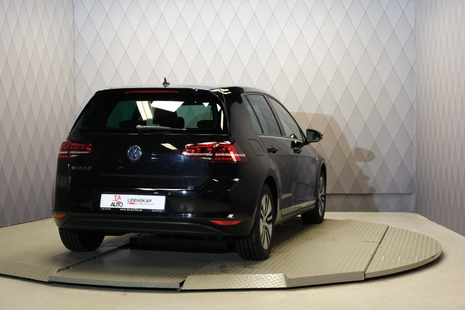 2015 Volkswagen e-Golf