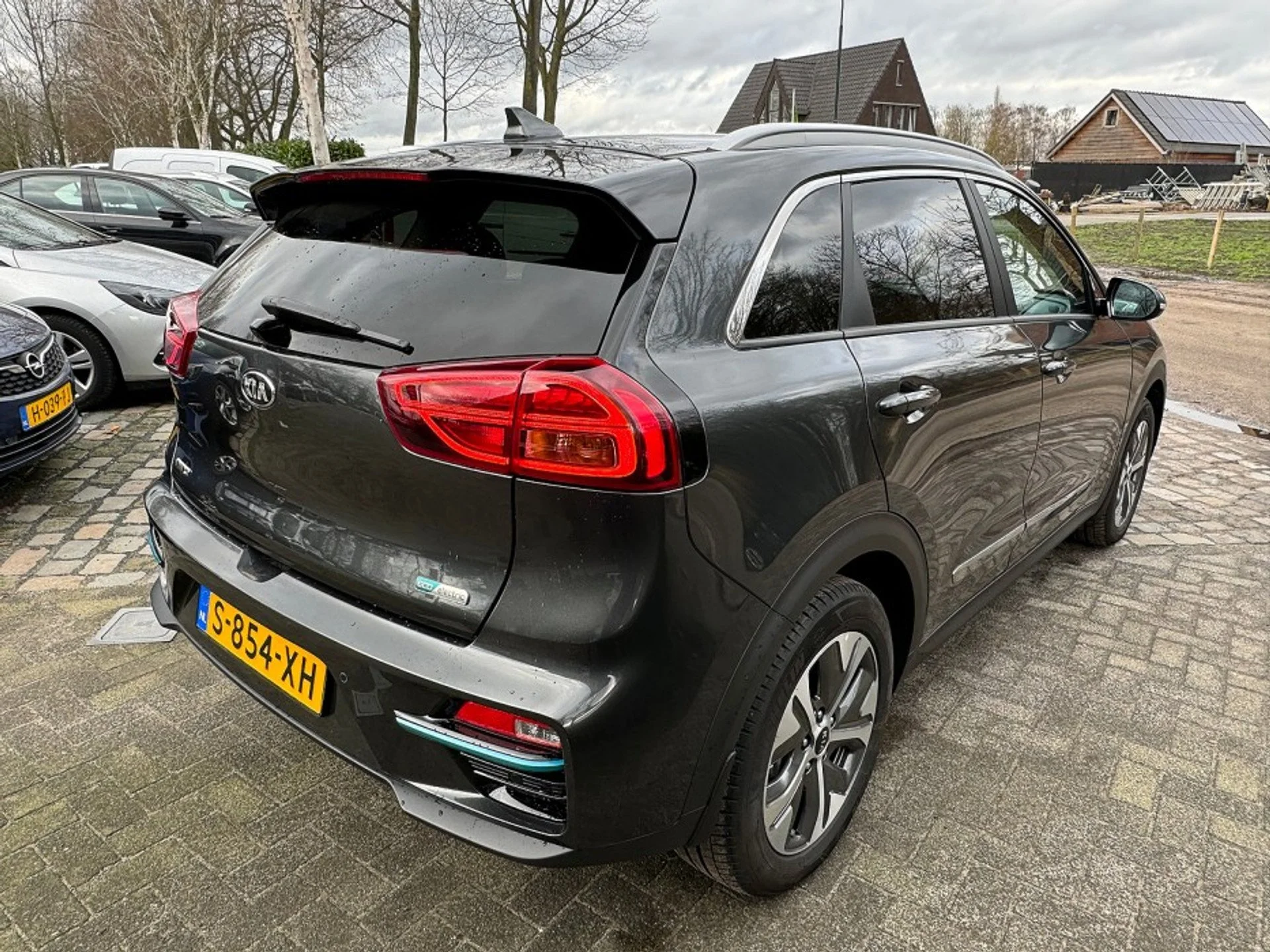 Kia Niro - Электрический - Автоматическое - 204 hp - 7.405 km