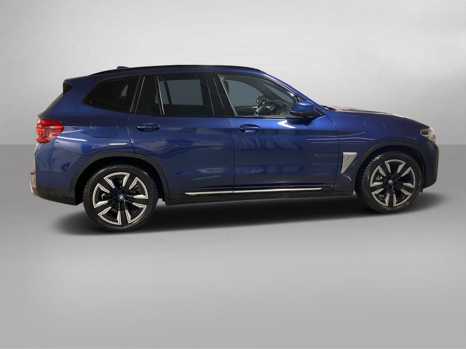 2021 BMW iX3