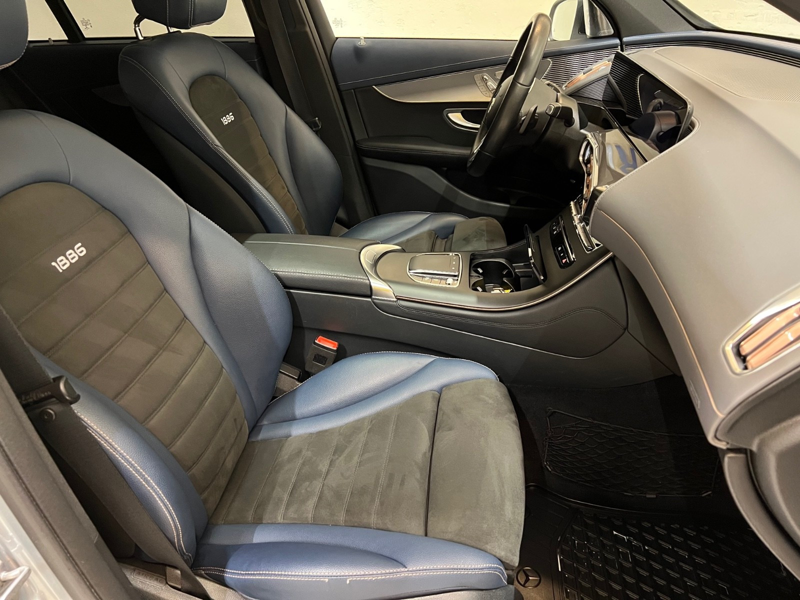 2020 Mercedes-Benz EQC