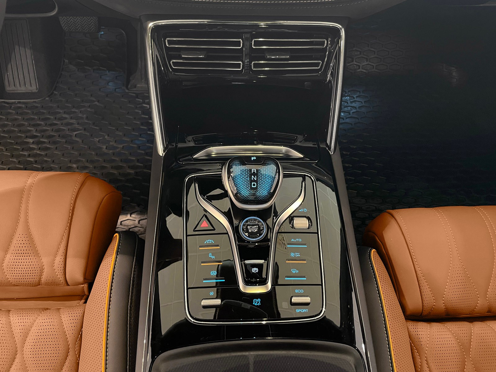 2022 BYD Tang
