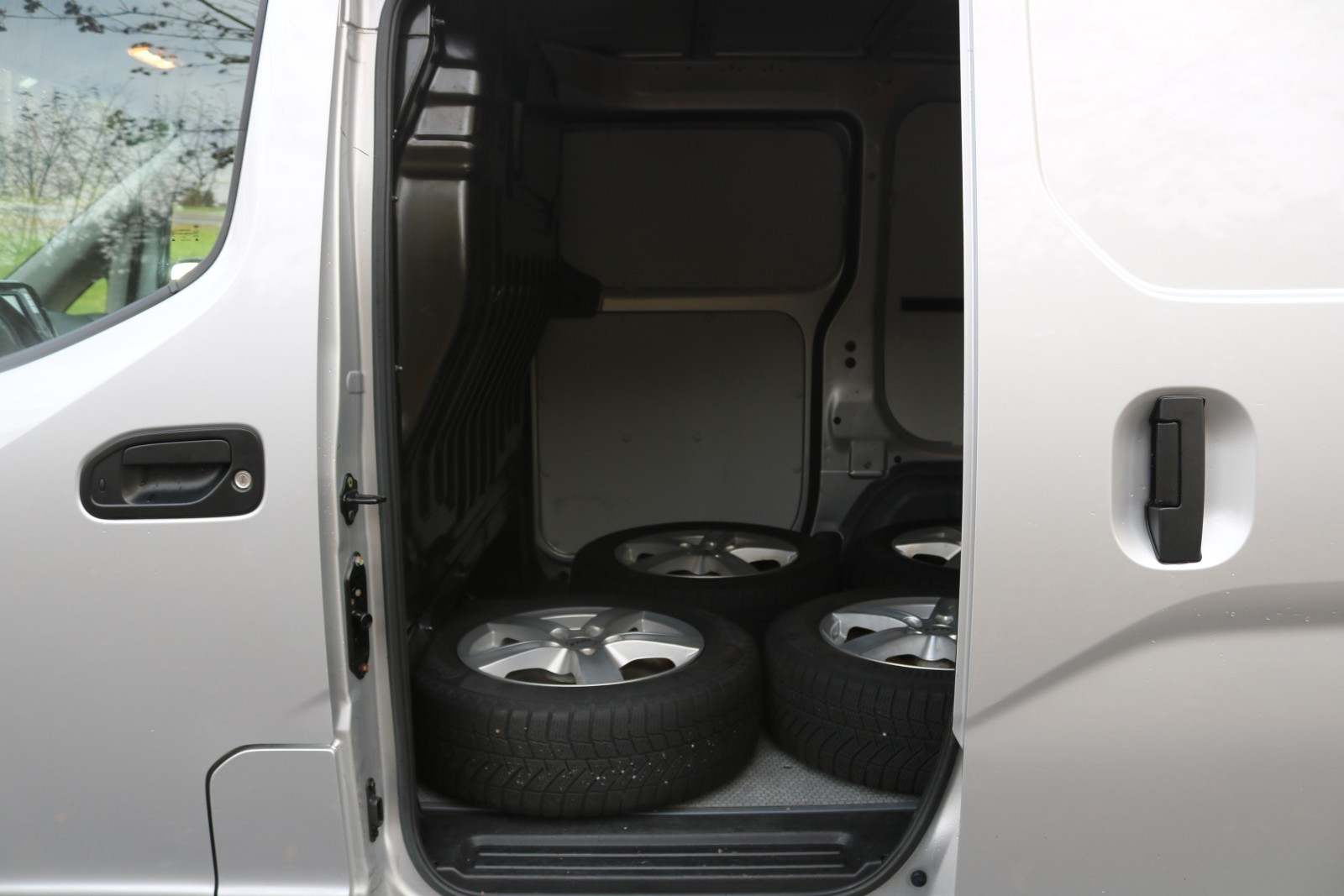 2019 Nissan e-NV