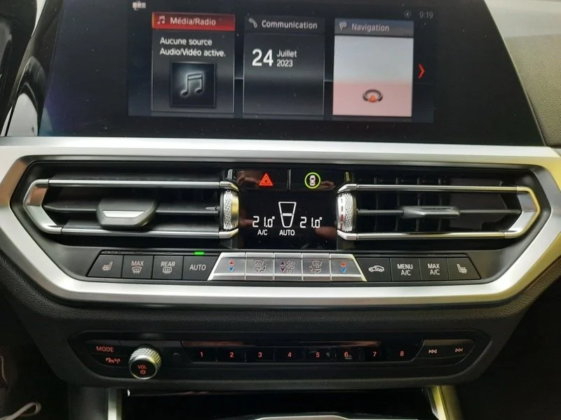 BMW 3 Series 320d - Дизельное топливо - Автоматическое - 190 hp - 39.845 km