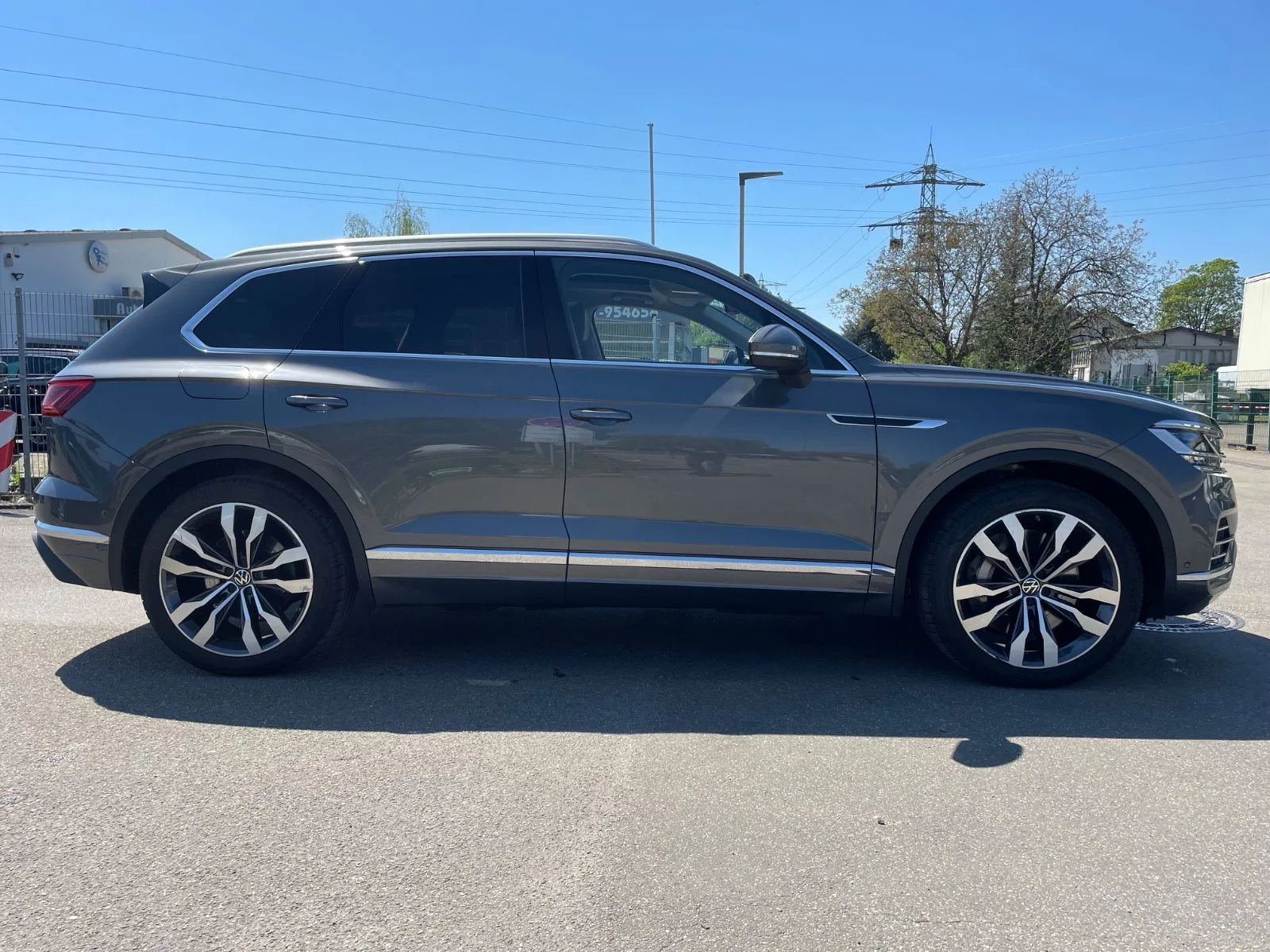 Volkswagen Touareg 2022 Hybrid