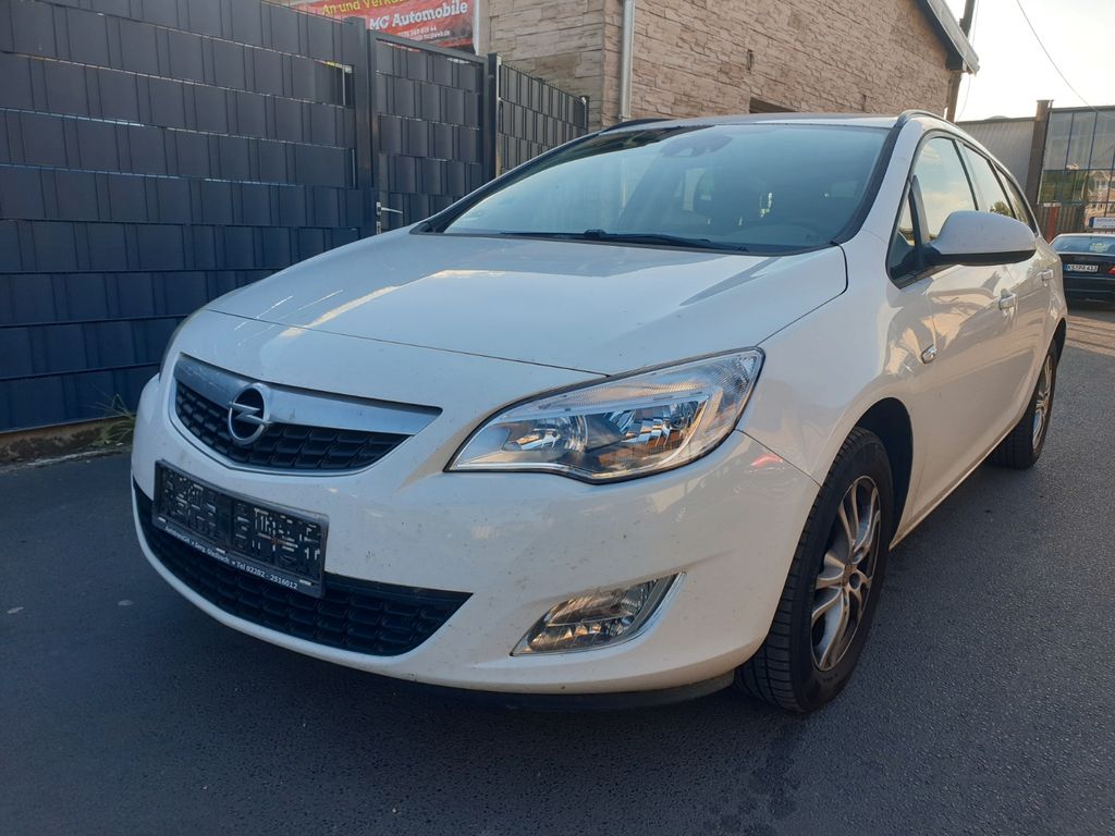 2011 Opel Astra
