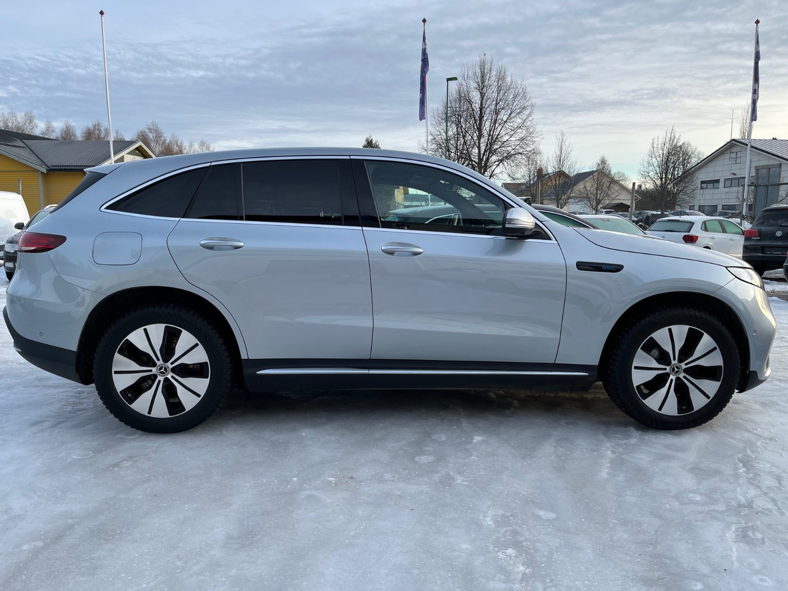 2020 Mercedes-Benz EQC