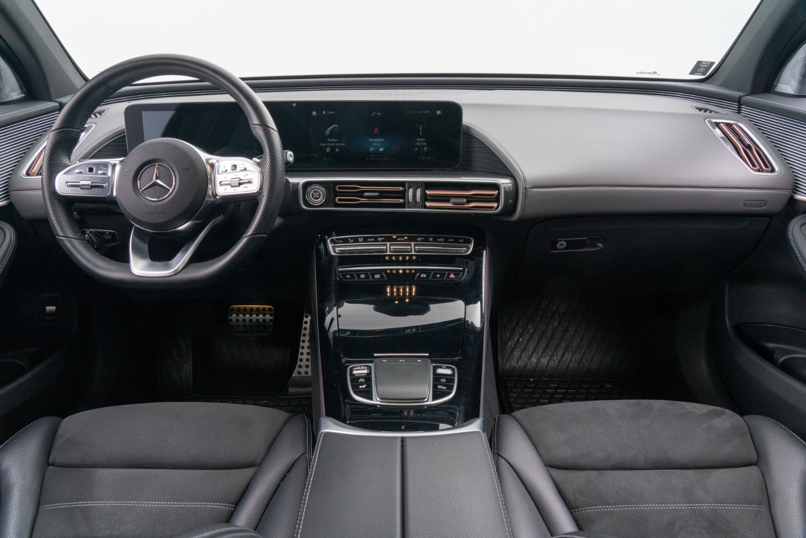 2020 Mercedes-Benz EQC