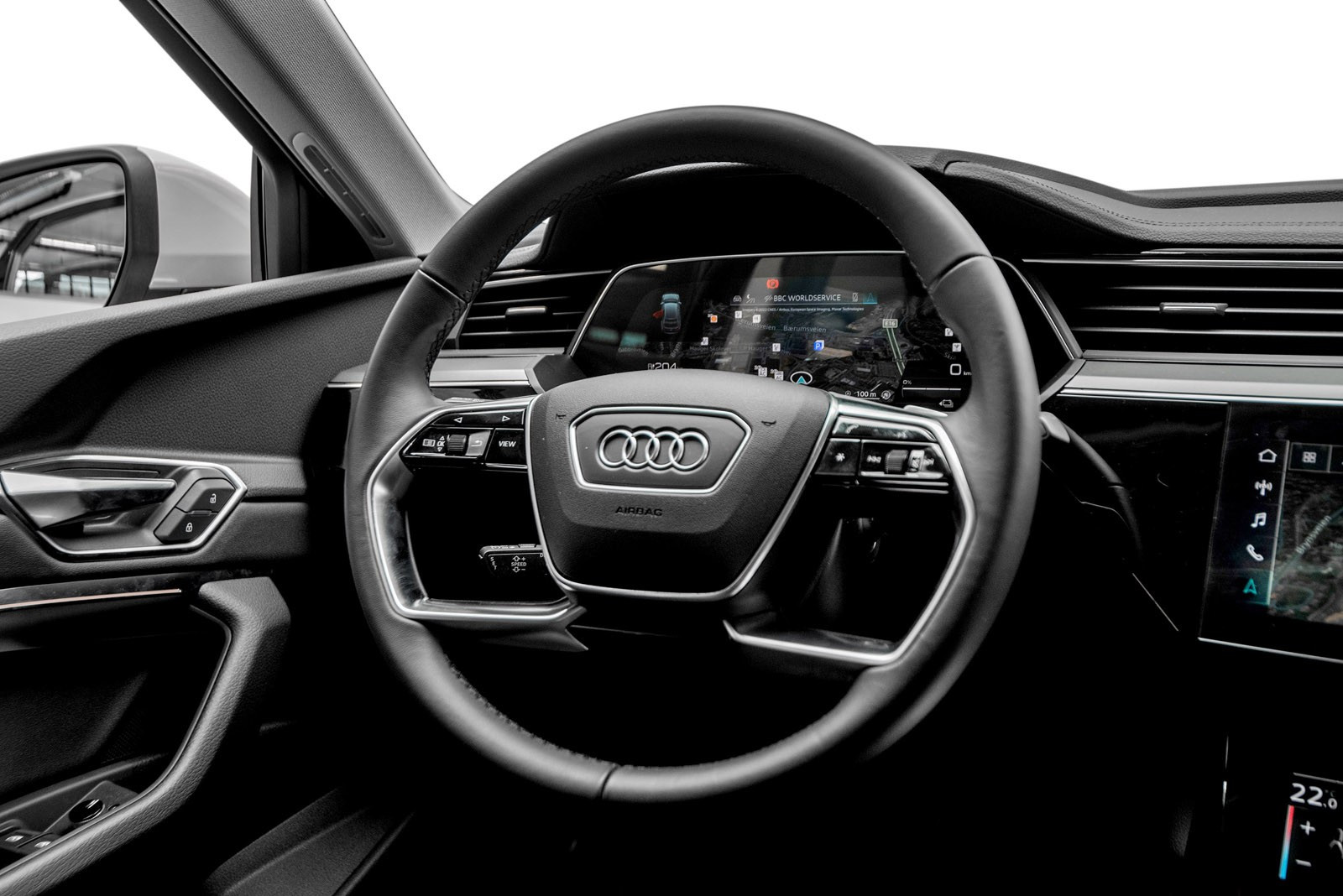 2022 Audi e-tron